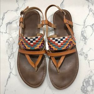 Mossimo Supply Co. • Aztec sandals in cognac